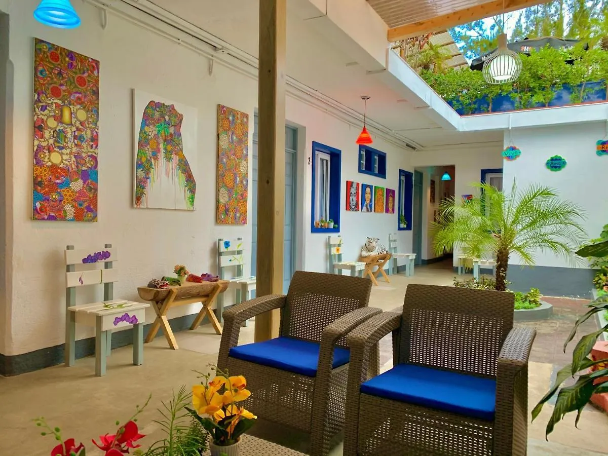 Hotel y Arte Antigua